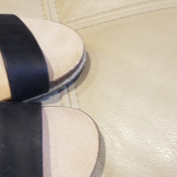 Steven black and tan 1.75" straw wedge sandal - Picture 6 of 7